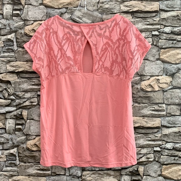 #9 Columbia Peach Lace Back Athletic Yoga Gym Running Workout Shirt Top Medium - Picture 2 of 5
